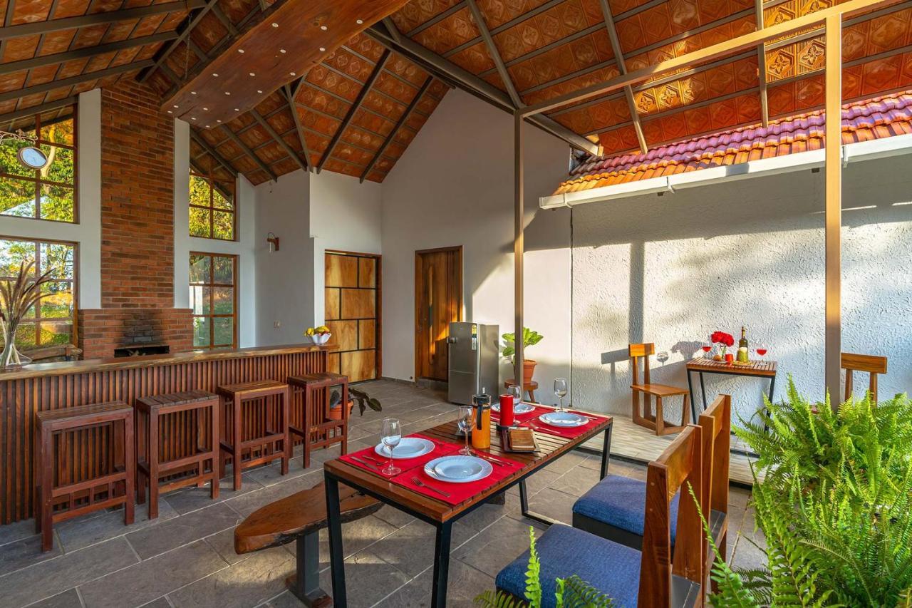 Stayvista At Cicada Chikmagalur 2Bhk Breakfast Included With Amazing View Exteriör bild